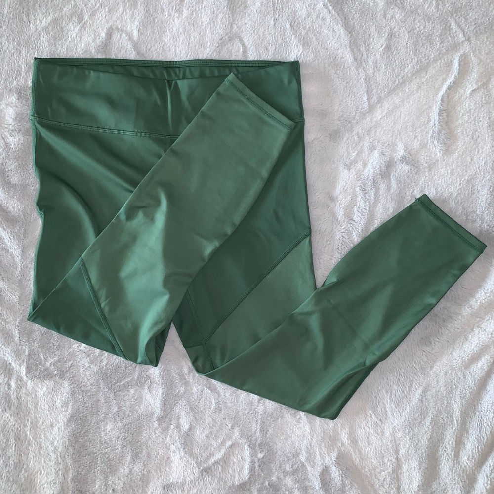 Fabletics Shine Powerhold Leggings